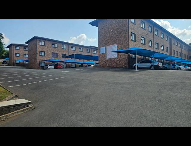2 BEDROOM APARTMENT TO LET IN FAIRVIEW